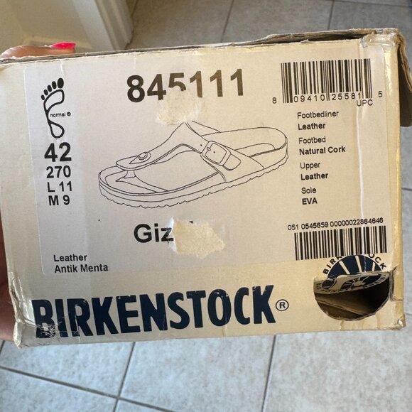 Birkenstock Gizeh Sandals Size 42, Size 11 - Picture 3 of 7